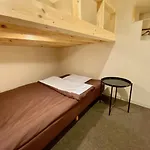 Osaka Guesthouse Nest