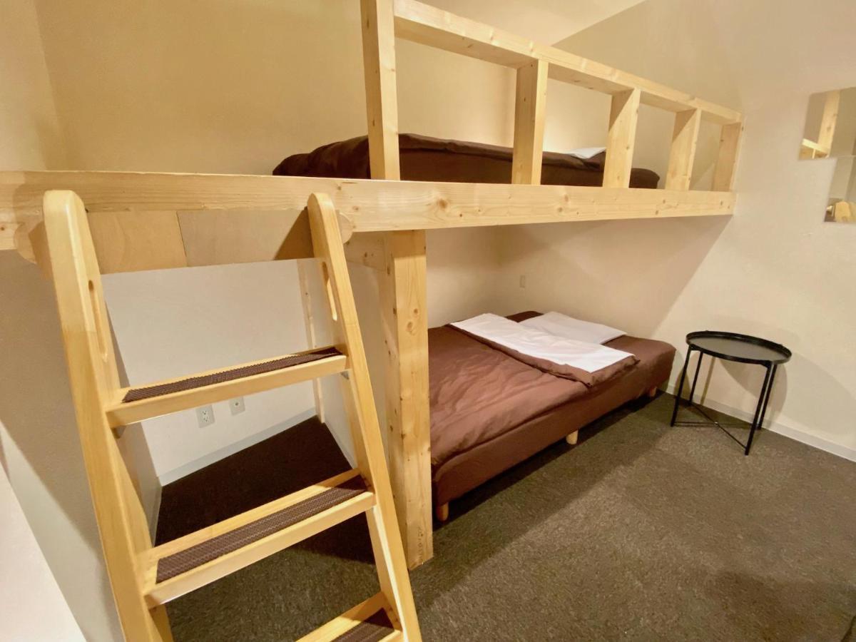 Auberge de jeunesse Nest *